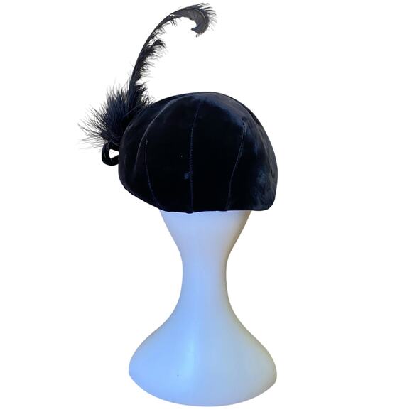 1940s Midnight Blue Velvet Hat Ostrich Feather Vintage Cocktail Hat main image 5